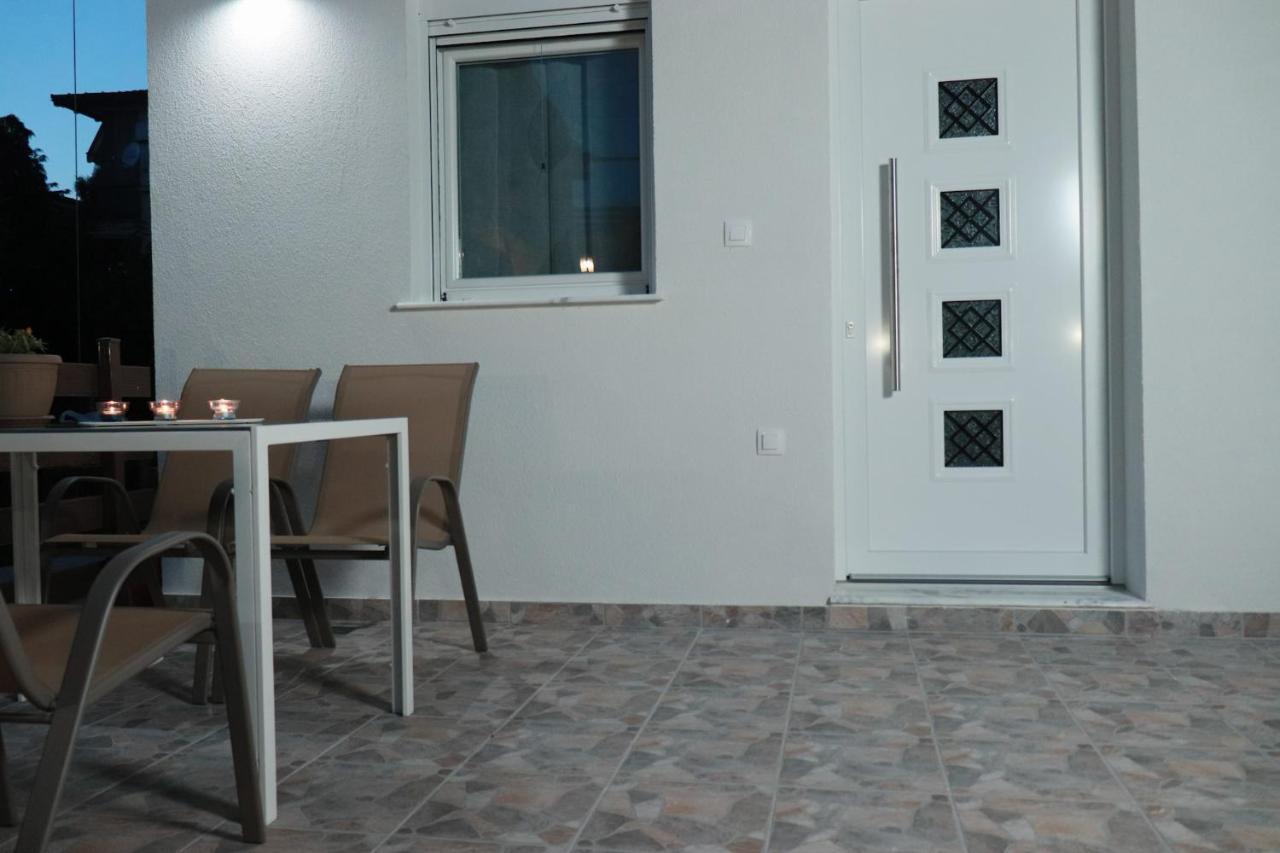Filippou Luxury Apartments Flogita Ngoại thất bức ảnh